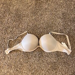 PINK Wear Everywhere Super Push-up Bra